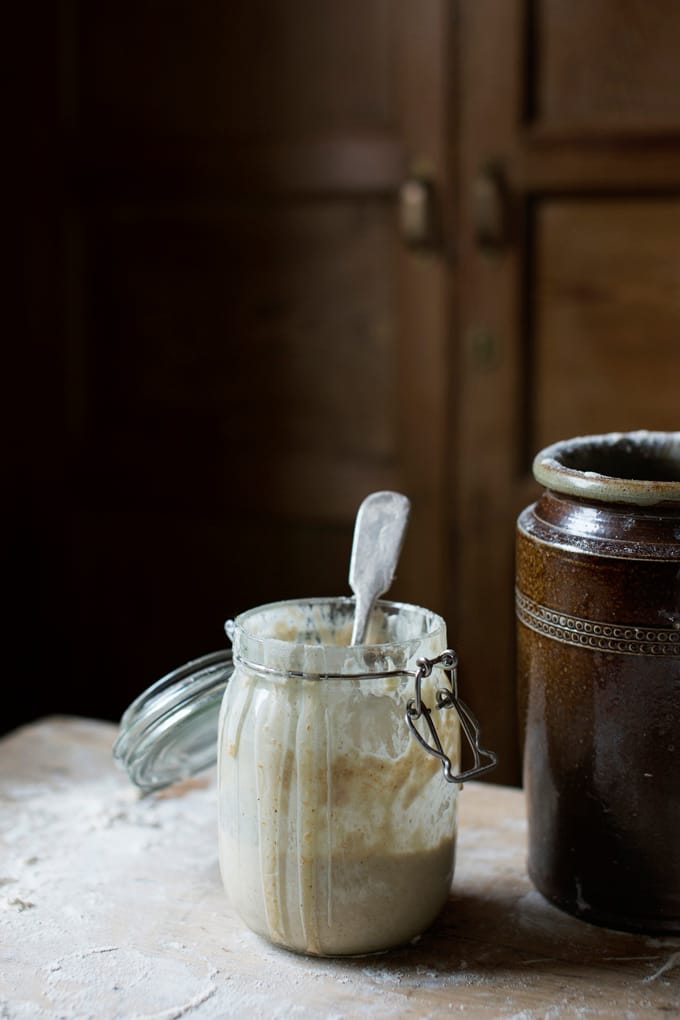 Starter in a jar how to fresh a new sourdough starter