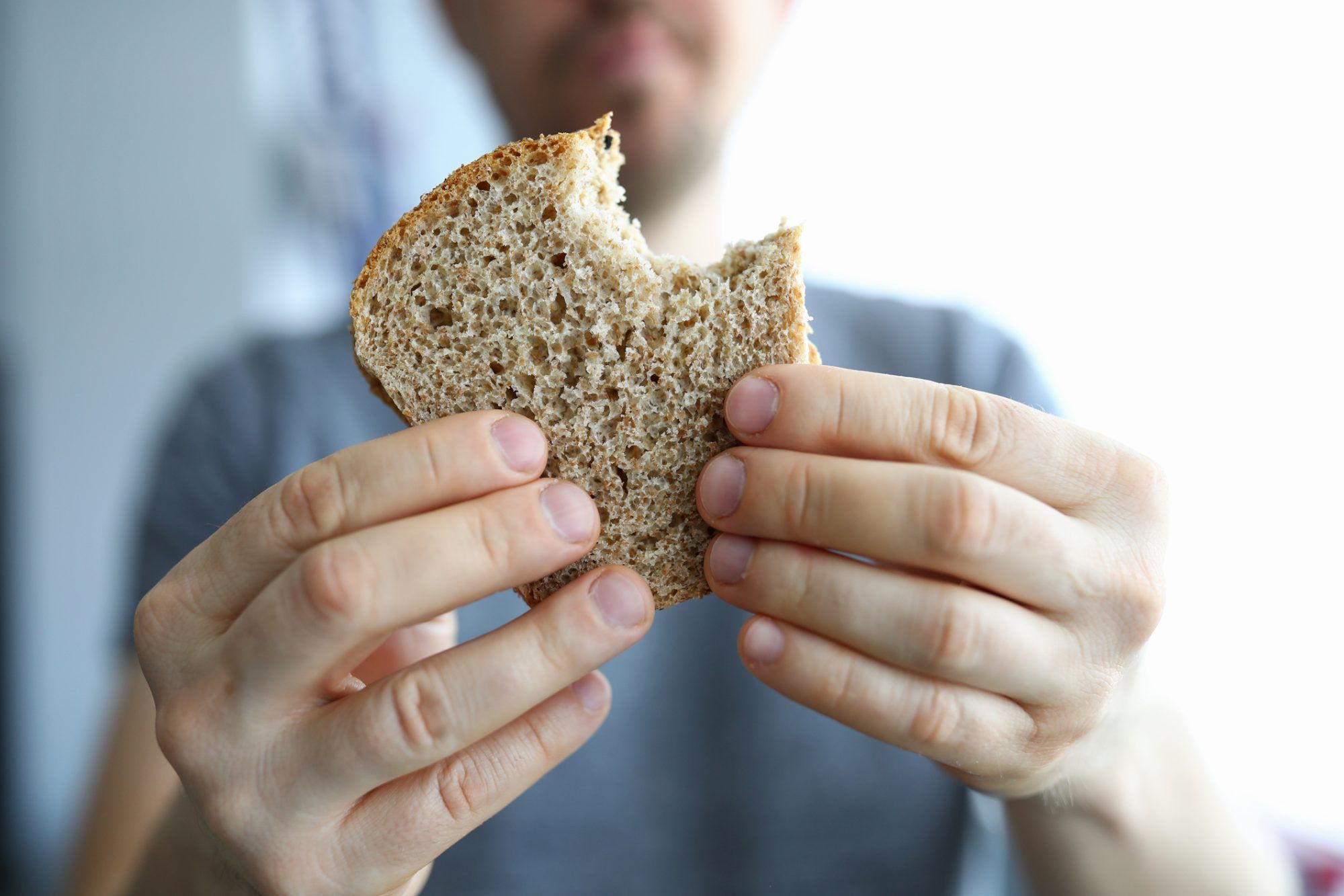 How to Reintroduce Gluten – A Guide