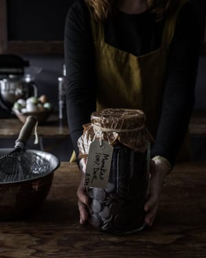 Menakao 100% Dark Cooking Chocolate 2.5kg