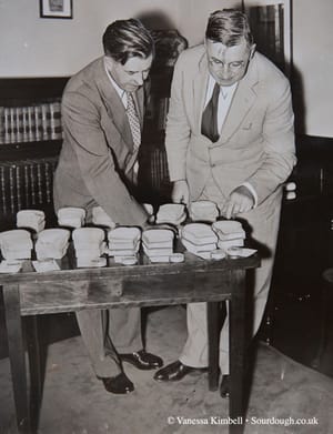 1935 – bread – scientist – usa 1935 – Bread scientist – USA