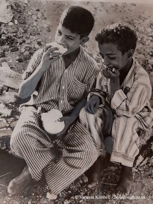 1956 - bread children – egypt 1956 - Children with bread – Egypt