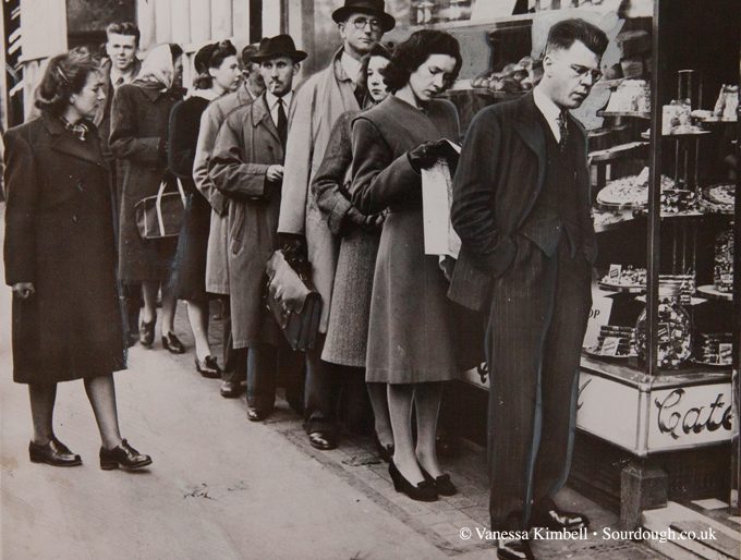 1947 -war - rationing - london - 1