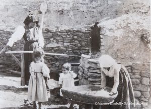 1936 – bread making – Sardinia