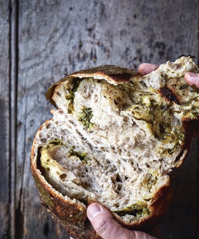 Garlic sourdough bread with prebiotic